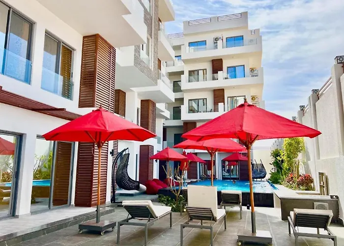 - - Sleeps 6 - Pool - Parking Hurghada